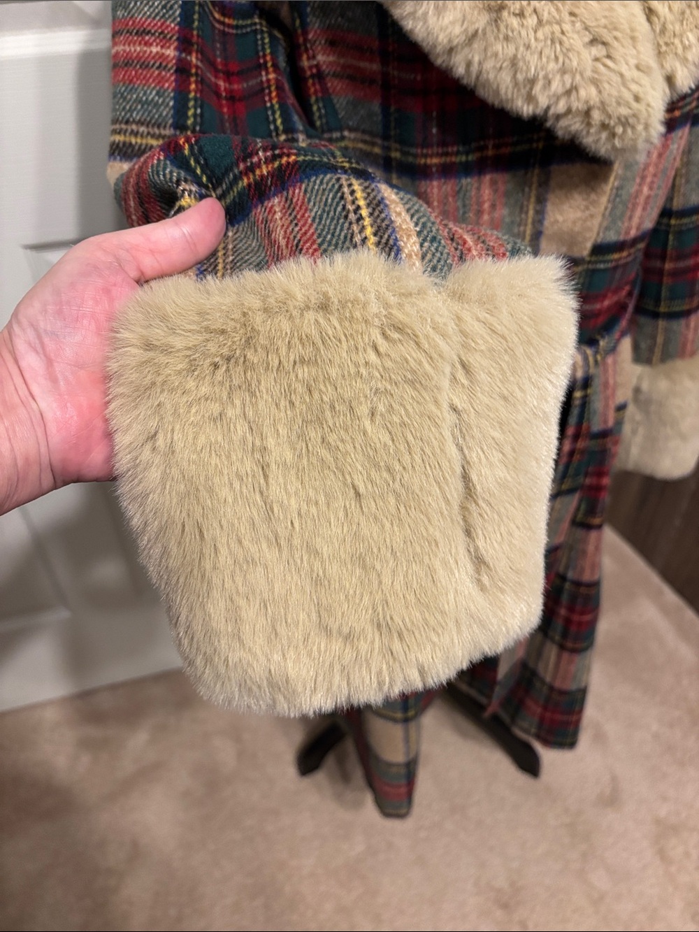 Flora Bea NYC Princess Cut Plaid Coat - Picture 4 of 10